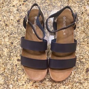 ❤️Size 38/US 7.5-8, fits like a 7.5, Patrizia by Spring Step black sandals, new